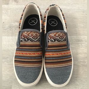 Inkkas London Sky Slip on